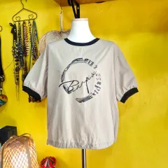 シャカシャカ素材 ラウンドネック 半袖 Tシャツ ベージュのサムネイル