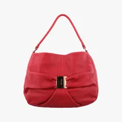 フェラガモFerragamoヴァラ ライン レッド カーフレザー AU-21/C337のサムネイル