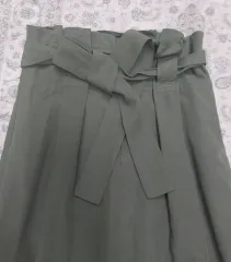 Club Monaco クラブモナコ ベルト付き ミディ スカート (27-28)のサムネイル