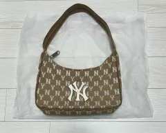 MLB HOBO BAG ブラウン ロゴのサムネイル