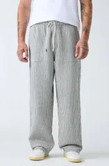 ゲス メンズ ボトムス カジュアルパンツ GUESStripe Drawstring Pants DARK GREY グレーのサムネイル