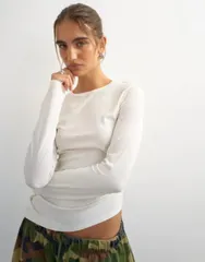 トップショップ レディース トップス Tシャツ アシンメトリー ギャザー リブ Topshopremium ribbed ruched asymmetric hem long sleeve top Wのサムネイル