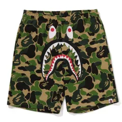 ア ベイシング エイプ メンズ ボトムス ハーフパンツ・ショーツ ショートパンツ フリース A Bathing Ape Menshark Fleece Jogger Shorts Green グリーンのサムネイル
