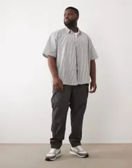 エイソス メンズ ボトムス カジュアルパンツ ASOS DESIGN tapered chinos Gray グレーのサムネイル
