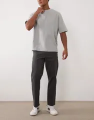 エイソス メンズ ボトムス カジュアルパンツ ASOS DESIGN straight chinos in charcoal チャコールのサムネイル