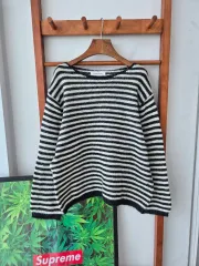 (新品) NOTHING WRITTEN ボーダー柄 ヘアリーニットのサムネイル