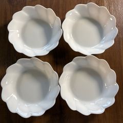 新品 黒木泰等 輪花皿4枚セット中サイズ 白色ホワイト プレート - メルカリ