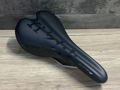 ジピエンメGIPIEMME PLUMA titanio サドル 激レア - メルカリ