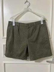 A.P.C. アー・ペー・セー ハーフパンツのサムネイル