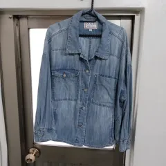 GUESS レディース オーバーサイズ デニムジャケットのサムネイル
