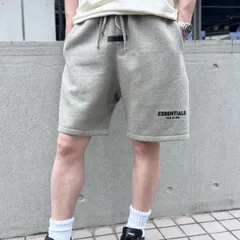 【FOG ESSENTIALS】エッセンシャルズ FRONT LOGO ハーフパンツ【訳あり】のサムネイル