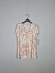 (#66 77オススメ/M/タグ付き新品)フローラル パータン Vネック 半袖 Tシャツのサムネイル