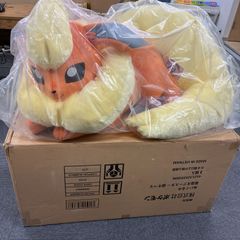 箱開封済み ぬいぐるみ 等身大ブースター 寝そべり ポケモンセンター