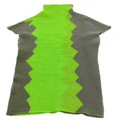 ISSEY MIYAKE イッセイミヤケ レディース カットソー SIZE M MM02-FT909 黄緑のサムネイル