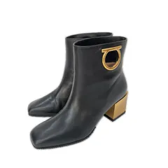 Salvatore Ferragamo サルヴァトーレフェラガモ ALBIANO ガンチーニ スクエアトゥ  ショートブーツ ブラック サイズ表記7 日本サイズ24.5のサムネイル