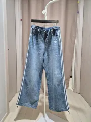 アディダス デニム ワイド パンツ ライトブルー 新商品のサムネイル