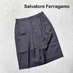Salvatore Ferragamo サルヴァトーレフェラガモ ウールシルク タックスカート 44 グレー イタリア製 金ボタンのサムネイル
