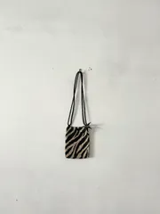 【美品】JOUNAL STANDARD LUXE　ゼブラ　ショルダーバッグのサムネイル