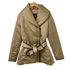 良品 MONCLER モンクレール ショールカラー ベルテッドダウンジャケット サイズ0 ベージュ レディース 古着 中古 USEDのサムネイル