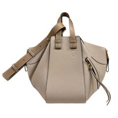 ロエベ ハンモック スモール ショルダーバッグ レザー ベージュ レディース LOEWE 中古 ロエベ