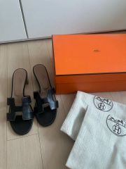 試し履きのみ☆HERMES エズ30 サイズ34 黒 - メルカリ