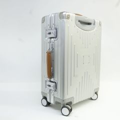 新品未使用】イノベーター innovator アルミスーツケース42L - メルカリ
