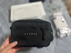 正規品/新品 STAMPD ブラック ミニ クロスバッグのサムネイル