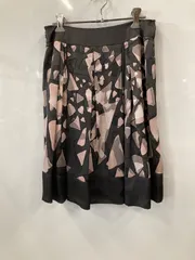 PA442⚫︎BODY DRESSING Deluxe⚫︎ボディドレッシングデラックス⚫︎タックスカート⚫︎ひざ丈⚫︎サイドファスナー⚫︎総柄⚫︎レディース⚫︎size38⚫︎黒×ピンク⚫︎日本製のサムネイル