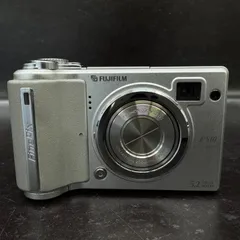 FUJIFILM フジフイルム 富士フイルム FinePix E510 ファインピックス 中古品 XDピクチャーカード128MB付き オールドコンデジ デジカメのサムネイル