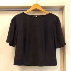 M7  ポールスチュアート PaulStuart  トップス  サイズ６ 黒 ブラック  クロップ丈カットソー  上品  綺麗めのサムネイル