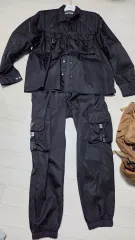 プラダ シグネチャー 代表商品 リナイロン ポケットシャツ(2XL) + パンツ(52) セットのサムネイル