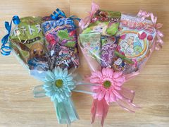 プチバルーン付お菓子ブーケ 8個♡発表会・卒園ギフトに - メルカリ