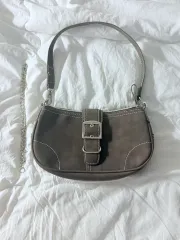 バッグ出品のサムネイル