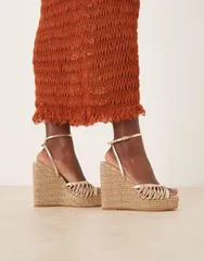 エイソス レディース シューズ サンダル ASOS DESIGN Toni woven knotted wedge sandals GOLD ゴールドのサムネイル