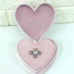 ＦＯＸＥＹフォクシー　ブローチ トレフル　バレンタイン限定品　ハートケース付きのサムネイル