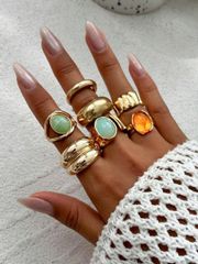 Women's Ring Set of 7: Vintage Punk Exaggerated Fashion Multicolor Gemstone Inlay Rings, Minimalist Thick Gold Rings, Suitable for Women's Everyday Wear, Parties, Festivals, Fashion Jewelry Set