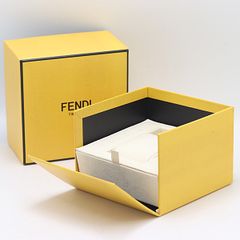 空箱】FENDI フェンディ 2個セット 時計用 BOXのみ 付属品 D82 - メルカリ