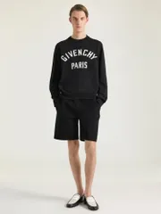 【新品・最安値】Givenchy Sweatshirt with writing 正規品 トレーナー・スウェットのサムネイル