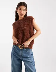 エイソス レディース トップス タンクトップ リラックスフィット クルーネック ASOS DESIGN fluffy crew neck relaxed fit tank in toffee Toffのサムネイル