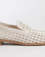 エイソス レディース シューズ スリッポン・ローファー ASOS DESIGN Melva woven clean roundtoe loafers in offwhite WOVEN OFF WHIのサムネイル
