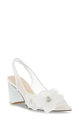 ベッツィジョンソン レディース シューズ ヒール Betsey Johnson Petra Slingback Pointed Toe Pump Ivory アイボリーのサムネイル