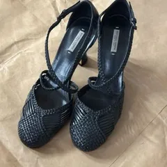 ☆☆BOTTEGA　VENETA　編み込みストラップサンダルのサムネイル