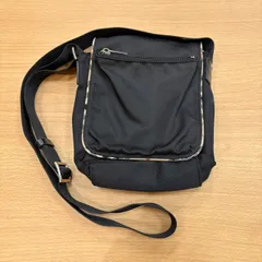 MK1381 【ER266】 BURBERRY　バーバリー　ブルーレーベル　ナイロンショルダー　スクエア　ブラック　266391180のサムネイル