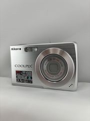 2193【美品、動作確認済み】 Nikon COOLPIX S200 シルバー ニコン