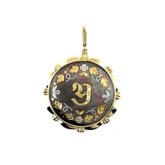 ミキモト MIKIMOTO ピクウェ YG イエローゴールド シェル ペンダントトップ K18 シェル レディース 【中古】のサムネイル