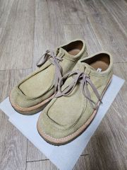 【極美品】クラークス オリジナルズ デザートトレック 希少カラー 26cm 極美品】クラークス オリジナルズ デザートトレック 希少カラー 26cm