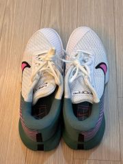 NIKE テニスシューズ】エア ズーム ヴェイパー プロ キリオス着用