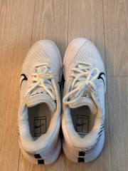 ヨネックス ゴルフシューズ POWERCUSHION706L ホワイト 23.5 - メルカリ
