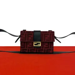 極 美品 FENDI フェンディ マルスピオ バケット ズッカ FF ロゴ 柄 キャンバス レザー ショルダーバッグ サコッシュ レッド 32417のサムネイル