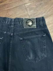 90s ヴェルサーチェ ジーンズ クチュール メドゥーサ シルバーボタン デニムパンツのサムネイル